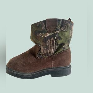 Kids Camouflage Brown Boots - sz 6